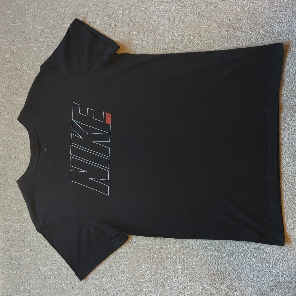 The Nike Tee